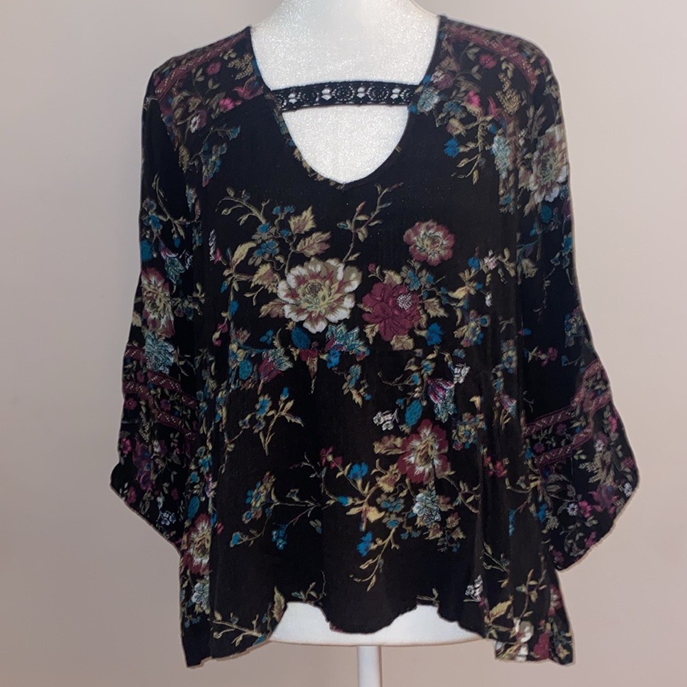 Francesca’s Collections “Miami” Floral Black Boho Blouse